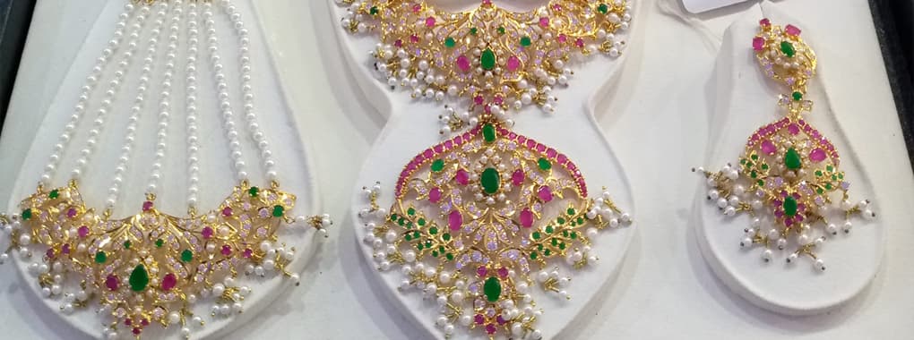 Abu Rouhan Jewellers cover