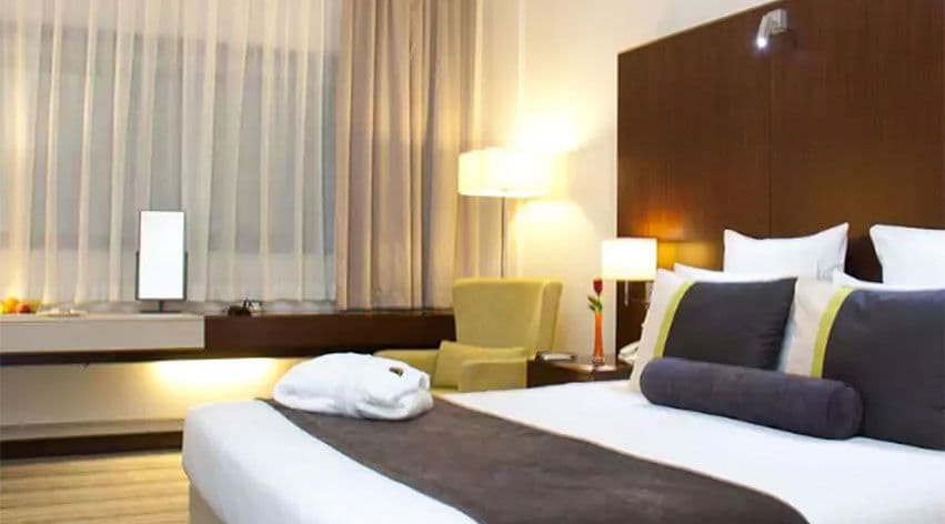 Bolan Hotel cover