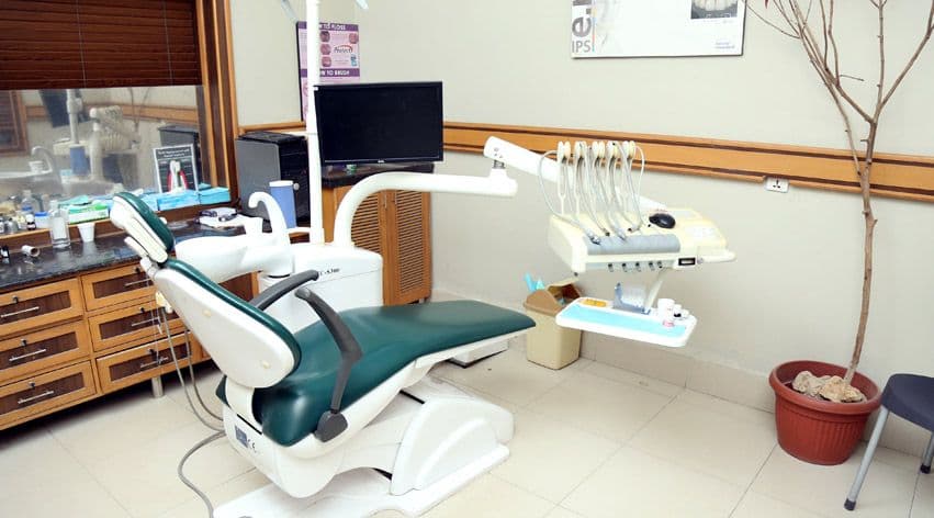 Dr. Intikhab Dental Clinic cover