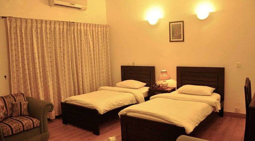 Elegant Palace Guest House Karachi cover