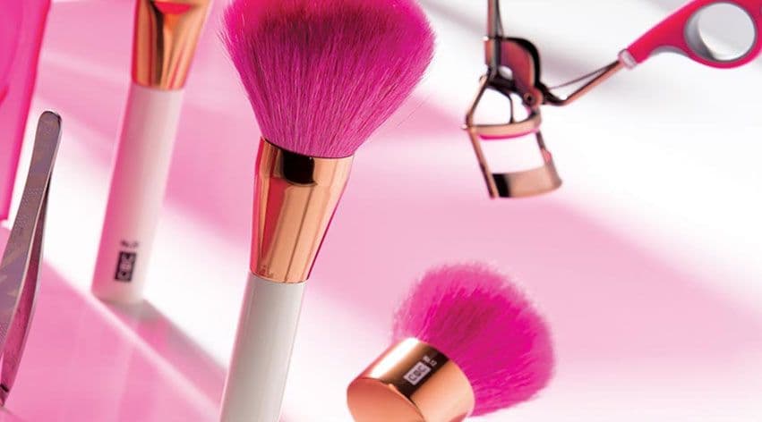 Hoor Beauty Parlour cover