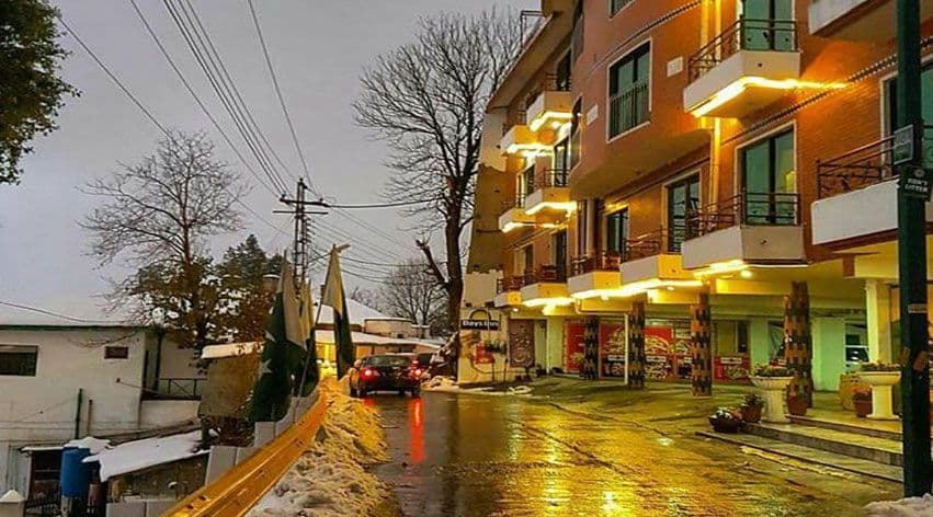 Hotel Days Inn Murree cover