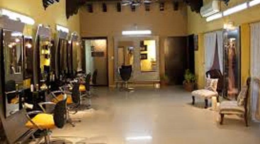 New Stylish Hair Saloon cover