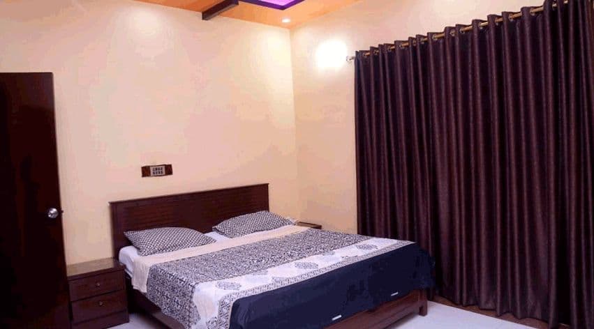 Royal Karachi Guest House cover