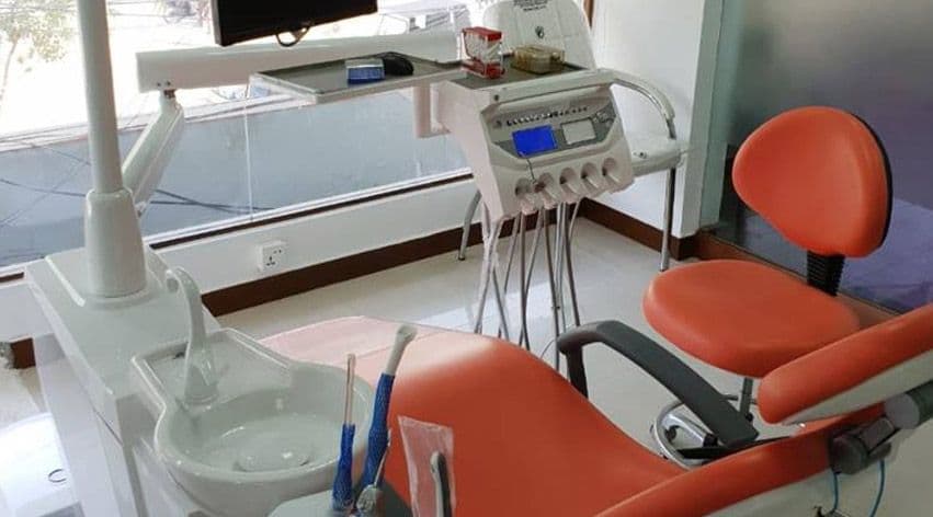WH Dental Studio cover