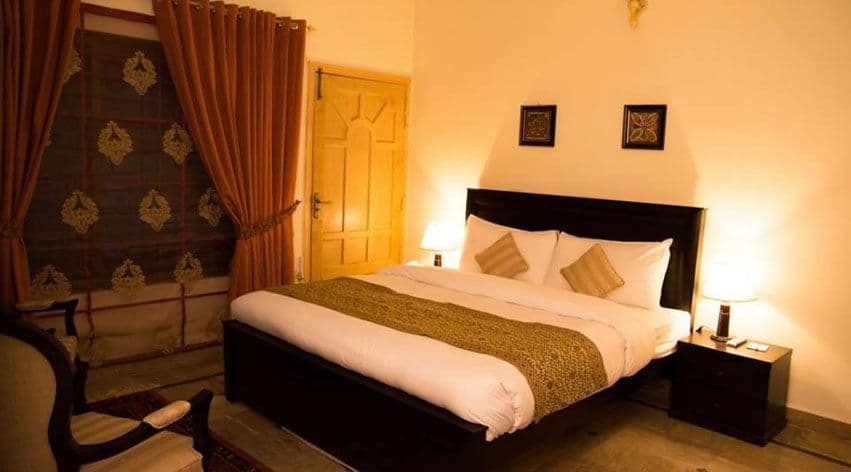 White Rose Guest House Karachi cover