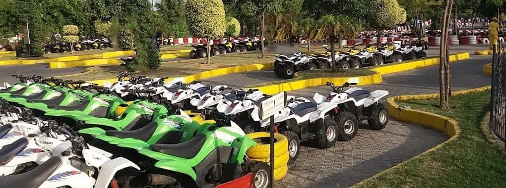 F-1 TRAXX cover