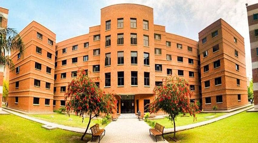 LUMS cover