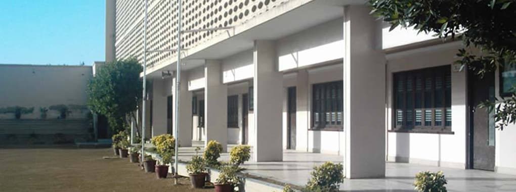 Ghulaman-e-Abbas School cover