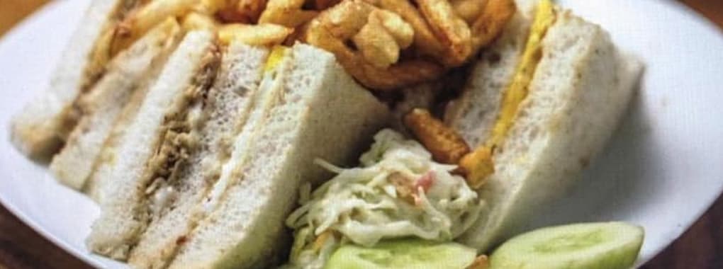Hot Plate Pizzeria & Fast Food cover